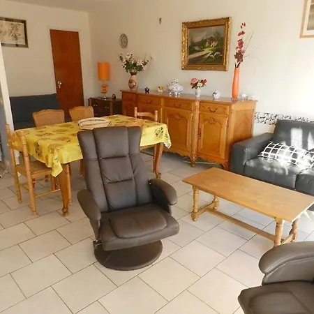 T2 Avec Terrasse Au Centre Du Lavandou