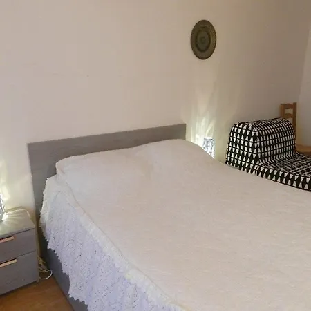 T2 Avec Terrasse Au Centre Du Lavandou - Fr-1-251-882 Ле-Лаванду